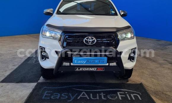 Buy Used Toyota Hilux White Car in Arusha in Arusha Buy Used Toyota Hilux White Car in Arusha in Arusha