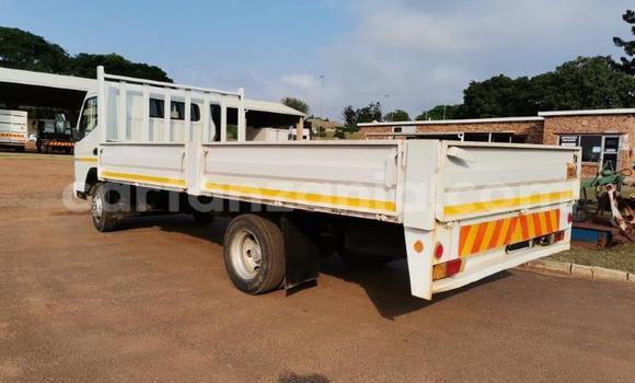 Buy Used Mitsubishi Fuso Fighter White Truck in Babati Rural in Manyara Buy Used Mitsubishi Fuso Fighter White Truck in Babati Rural in Manyara