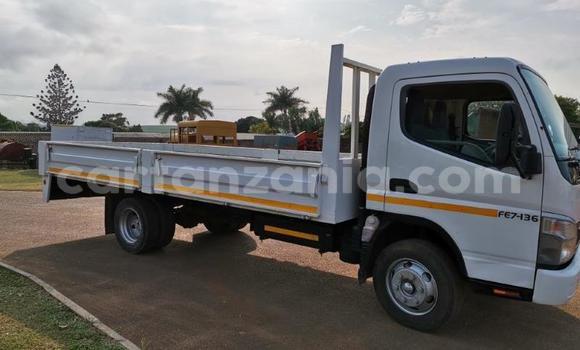 Buy Used Mitsubishi Fuso Fighter White Truck in Babati Rural in Manyara Buy Used Mitsubishi Fuso Fighter White Truck in Babati Rural in Manyara