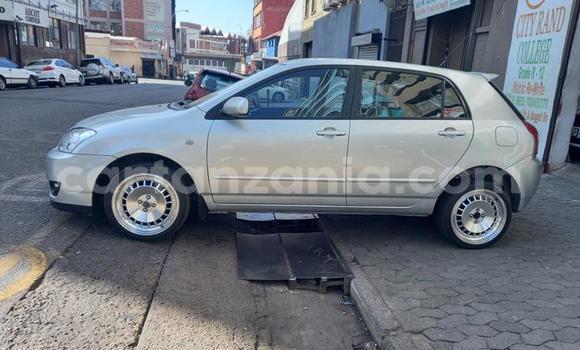 Buy Used Toyota Runx Silver Car in Arusha in Arusha Buy Used Toyota Runx Silver Car in Arusha in Arusha