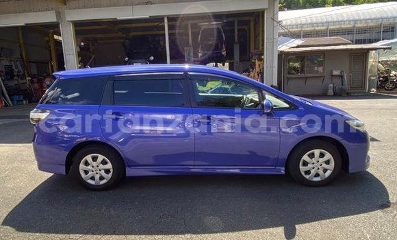 Buy Used Toyota Wish Blue Car in Arusha in Arusha