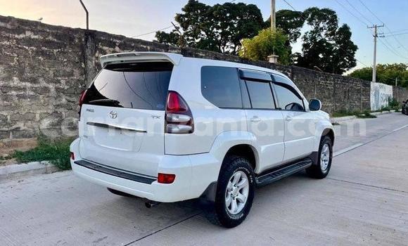 Buy Used Toyota Land Cruiser Prado White Car in Dar es Salaam in Dar es Salaam Buy Used Toyota Land Cruiser Prado White Car in Dar es Salaam in Dar es Salaam