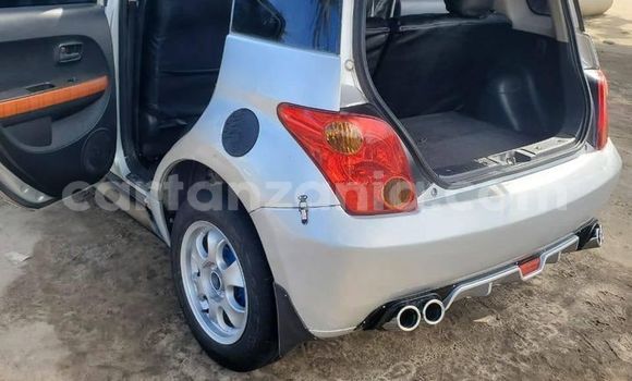 Buy Used Toyota IST Silver Car in Dar es Salaam in Dar es Salaam Buy Used Toyota IST Silver Car in Dar es Salaam in Dar es Salaam