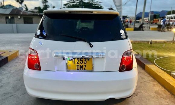 Buy Used Toyota IST White Car in Dar es Salaam in Dar es Salaam Buy Used Toyota IST White Car in Dar es Salaam in Dar es Salaam