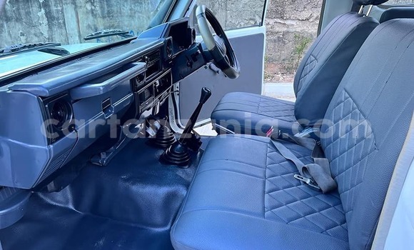 Buy Used Toyota Land Cruiser White Car in Dar es Salaam in Dar es Salaam Buy Used Toyota Land Cruiser White Car in Dar es Salaam in Dar es Salaam
