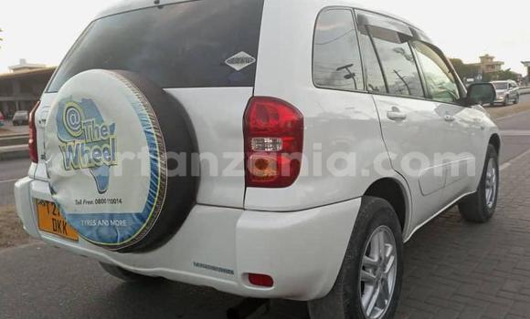 Buy Used Toyota RAV4 White Car in Dar es Salaam in Dar es Salaam Buy Used Toyota RAV4 White Car in Dar es Salaam in Dar es Salaam