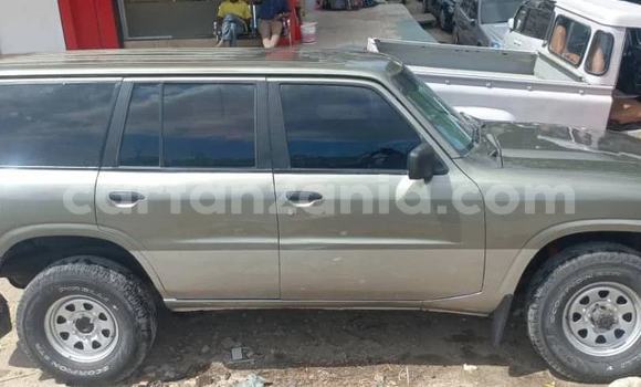 Nunua Ilio tumika Nissan Patrol Kijani Gari ndani ya Dar es Salaam nchini Dar es Salaam Nunua Ilio tumika Nissan Patrol Kijani Gari ndani ya Dar es Salaam nchini Dar es Salaam