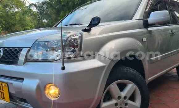 Buy Used Nissan X–Trail Silver Car in Dar es Salaam in Dar es Salaam
