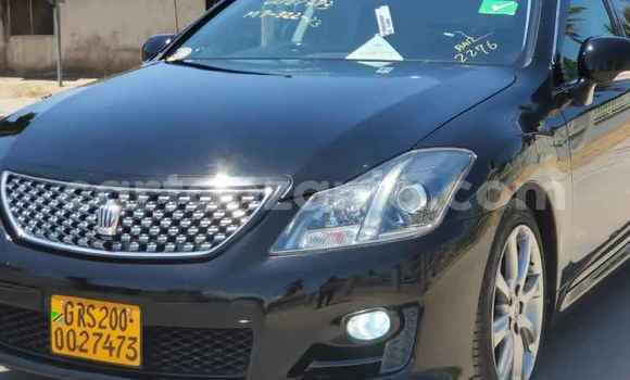Buy Used Toyota Crown Black Car in Dar es Salaam in Dar es Salaam