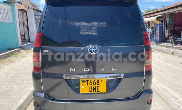 Buy Used Toyota Noah Black Car in Dar es Salaam in Dar es Salaam Buy Used Toyota Noah Black Car in Dar es Salaam in Dar es Salaam