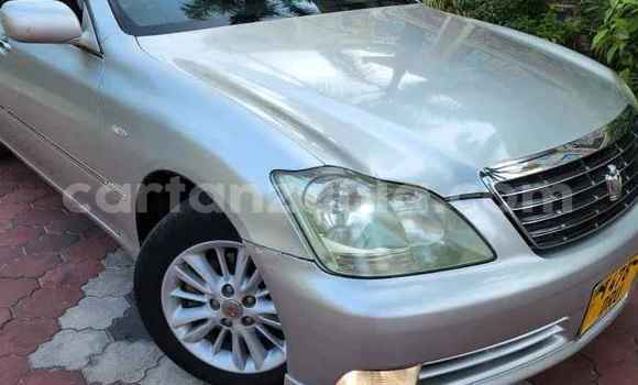 Buy Used Toyota Crown Silver Car in Dar es Salaam in Dar es Salaam Buy Used Toyota Crown Silver Car in Dar es Salaam in Dar es Salaam