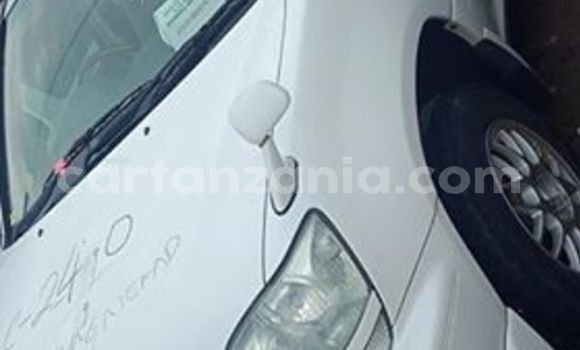 Nunua Ilio tumika Toyota Harrier Nyeupe Gari ndani ya Dar es Salaam nchini Dar es Salaam Nunua Ilio tumika Toyota Harrier Nyeupe Gari ndani ya Dar es Salaam nchini Dar es Salaam
