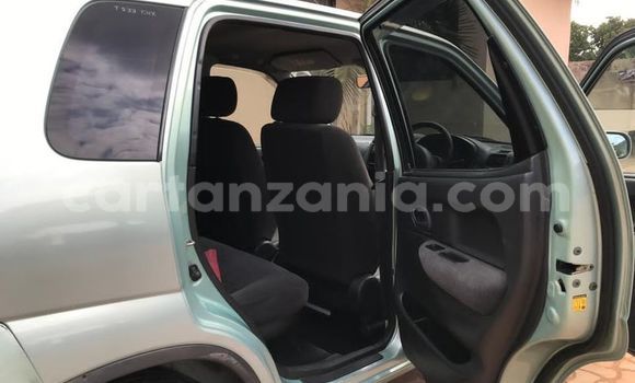 Buy Used Suzuki Swift Green Car in Dar es Salaam in Dar es Salaam Buy Used Suzuki Swift Green Car in Dar es Salaam in Dar es Salaam