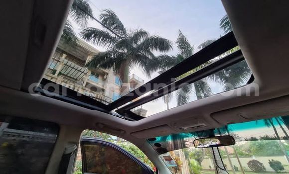 Buy Used Toyota Harrier Black Car in Dar es Salaam in Dar es Salaam Buy Used Toyota Harrier Black Car in Dar es Salaam in Dar es Salaam