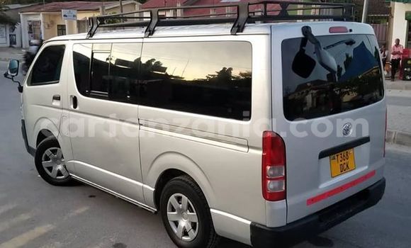 Nunua Ilio tumika Toyota Hiace Fedha Gari ndani ya Dar es Salaam nchini Dar es Salaam Nunua Ilio tumika Toyota Hiace Fedha Gari ndani ya Dar es Salaam nchini Dar es Salaam