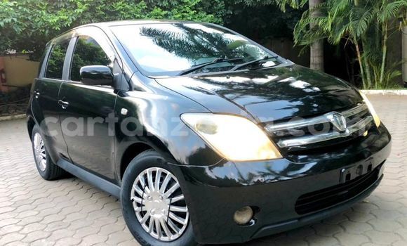 Buy Used Toyota IST Black Car in Dar es Salaam in Dar es Salaam