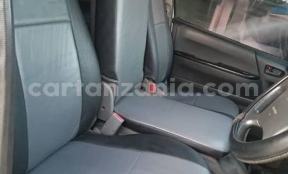 Nunua Ilio tumika Toyota Hiace Fedha Gari ndani ya Dar es Salaam nchini Dar es Salaam Nunua Ilio tumika Toyota Hiace Fedha Gari ndani ya Dar es Salaam nchini Dar es Salaam