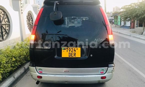 Nunua Ilio tumika Toyota Noah Nyeusi Gari ndani ya Dar es Salaam nchini Dar es Salaam Nunua Ilio tumika Toyota Noah Nyeusi Gari ndani ya Dar es Salaam nchini Dar es Salaam