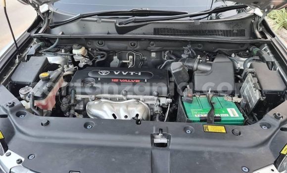 Buy Used Toyota Vanguard Silver Car in Dar es Salaam in Dar es Salaam Buy Used Toyota Vanguard Silver Car in Dar es Salaam in Dar es Salaam