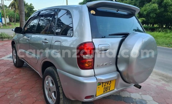 Buy Used Toyota RAV4 Silver Car in Dar es Salaam in Dar es Salaam Buy Used Toyota RAV4 Silver Car in Dar es Salaam in Dar es Salaam