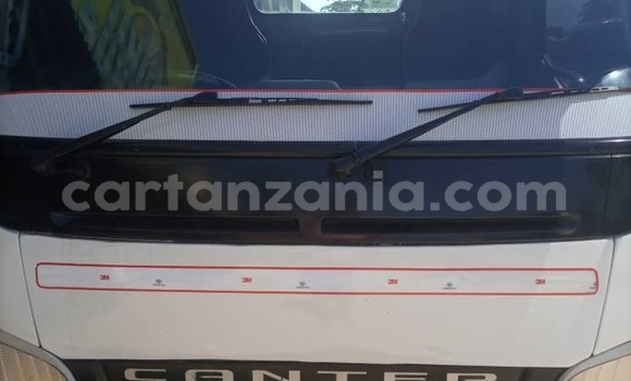 Buy Used Mitsubishi Fuso Fighter White Truck in Dar es Salaam in Dar es Salaam Buy Used Mitsubishi Fuso Fighter White Truck in Dar es Salaam in Dar es Salaam