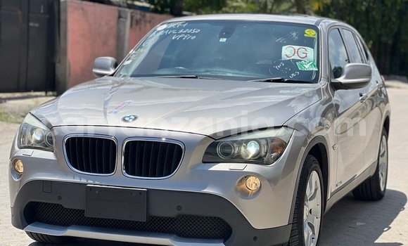 Nunua Imported BMW X1 Fedha Gari ndani ya Dar es Salaam nchini Dar es Salaam Nunua Imported BMW X1 Fedha Gari ndani ya Dar es Salaam nchini Dar es Salaam