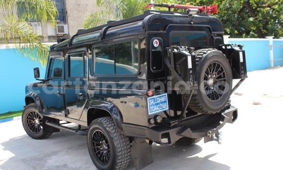 Nunua Ilio tumika Land Rover Defender Nyeusi Gari ndani ya Dar es Salaam nchini Dar es Salaam Nunua Ilio tumika Land Rover Defender Nyeusi Gari ndani ya Dar es Salaam nchini Dar es Salaam