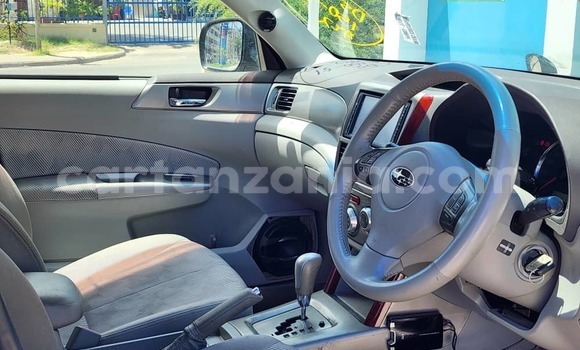 Nunua Imported Subaru Forester Nyeusi Gari ndani ya Dar es Salaam nchini Dar es Salaam Nunua Imported Subaru Forester Nyeusi Gari ndani ya Dar es Salaam nchini Dar es Salaam