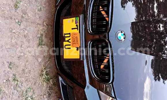 Nunua Ilio tumika BMW 3–Series Nyeusi Gari ndani ya Dar es Salaam nchini Dar es Salaam Nunua Ilio tumika BMW 3–Series Nyeusi Gari ndani ya Dar es Salaam nchini Dar es Salaam