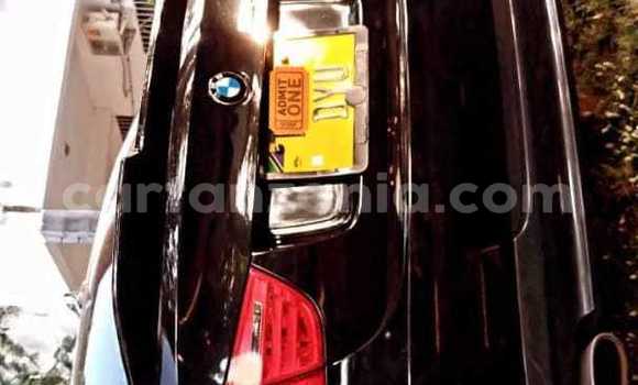 Nunua Ilio tumika BMW 3–Series Nyeusi Gari ndani ya Dar es Salaam nchini Dar es Salaam Nunua Ilio tumika BMW 3–Series Nyeusi Gari ndani ya Dar es Salaam nchini Dar es Salaam