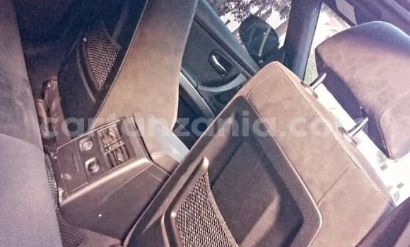Nunua Ilio tumika BMW 3–Series Nyeusi Gari ndani ya Dar es Salaam nchini Dar es Salaam Nunua Ilio tumika BMW 3–Series Nyeusi Gari ndani ya Dar es Salaam nchini Dar es Salaam