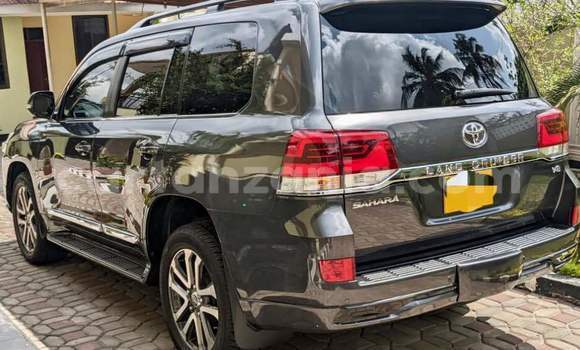 Nunua Ilio tumika Toyota Land Cruiser Nyingine Gari ndani ya Dar es Salaam nchini Dar es Salaam Nunua Ilio tumika Toyota Land Cruiser Nyingine Gari ndani ya Dar es Salaam nchini Dar es Salaam