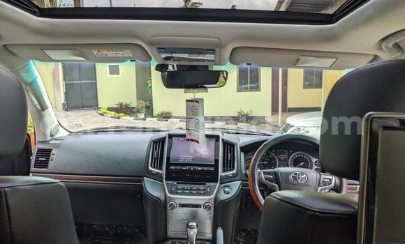 Nunua Ilio tumika Toyota Land Cruiser Nyingine Gari ndani ya Dar es Salaam nchini Dar es Salaam Nunua Ilio tumika Toyota Land Cruiser Nyingine Gari ndani ya Dar es Salaam nchini Dar es Salaam