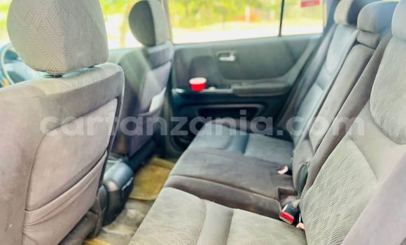 Nunua Ilio tumika Toyota Kluger Fedha Gari ndani ya Dar es Salaam nchini Dar es Salaam Nunua Ilio tumika Toyota Kluger Fedha Gari ndani ya Dar es Salaam nchini Dar es Salaam