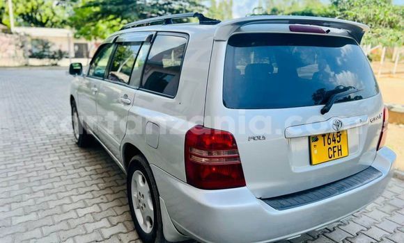 Nunua Ilio tumika Toyota Kluger Fedha Gari ndani ya Dar es Salaam nchini Dar es Salaam Nunua Ilio tumika Toyota Kluger Fedha Gari ndani ya Dar es Salaam nchini Dar es Salaam