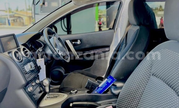 Nunua Ilio tumika Nissan Dualis Fedha Gari ndani ya Dar es Salaam nchini Dar es Salaam Nunua Ilio tumika Nissan Dualis Fedha Gari ndani ya Dar es Salaam nchini Dar es Salaam