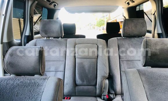 Nunua Ilio tumika Toyota Alphard Nyeupe Gari ndani ya Dar es Salaam nchini Dar es Salaam Nunua Ilio tumika Toyota Alphard Nyeupe Gari ndani ya Dar es Salaam nchini Dar es Salaam