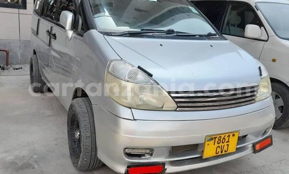 Nunua Ilio tumika Nissan Serena Fedha Gari ndani ya Dar es Salaam nchini Dar es Salaam Nunua Ilio tumika Nissan Serena Fedha Gari ndani ya Dar es Salaam nchini Dar es Salaam