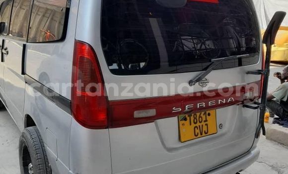 Nunua Ilio tumika Nissan Serena Fedha Gari ndani ya Dar es Salaam nchini Dar es Salaam Nunua Ilio tumika Nissan Serena Fedha Gari ndani ya Dar es Salaam nchini Dar es Salaam