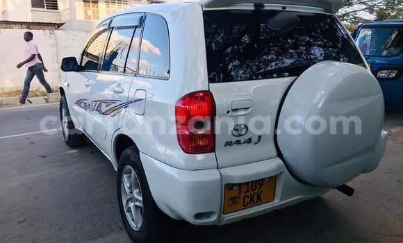 Nunua Ilio tumika Toyota RAV4 Nyeupe Gari ndani ya Dar es Salaam nchini Dar es Salaam Nunua Ilio tumika Toyota RAV4 Nyeupe Gari ndani ya Dar es Salaam nchini Dar es Salaam