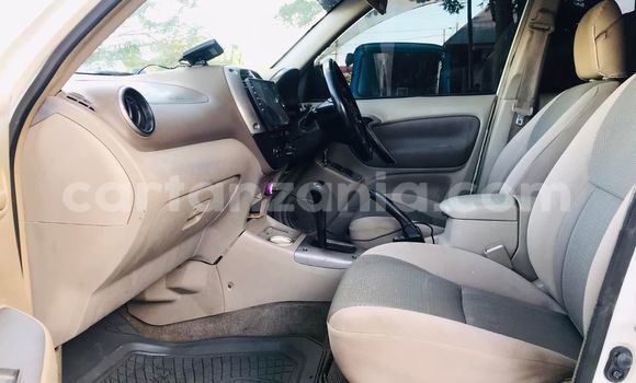 Nunua Ilio tumika Toyota RAV4 Nyeupe Gari ndani ya Dar es Salaam nchini Dar es Salaam Nunua Ilio tumika Toyota RAV4 Nyeupe Gari ndani ya Dar es Salaam nchini Dar es Salaam