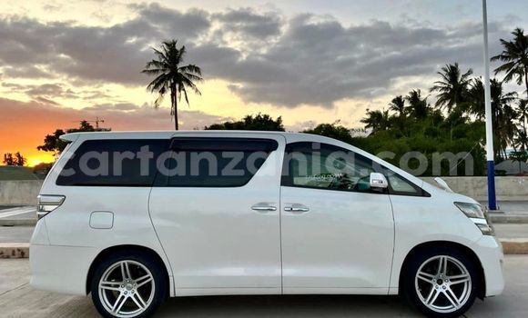 Nunua Ilio tumika Toyota Alphard Nyeupe Gari ndani ya Dar es Salaam nchini Dar es Salaam Nunua Ilio tumika Toyota Alphard Nyeupe Gari ndani ya Dar es Salaam nchini Dar es Salaam