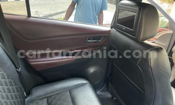Nunua Ilio tumika Toyota Harrier Nyeusi Gari ndani ya Dar es Salaam nchini Dar es Salaam Nunua Ilio tumika Toyota Harrier Nyeusi Gari ndani ya Dar es Salaam nchini Dar es Salaam