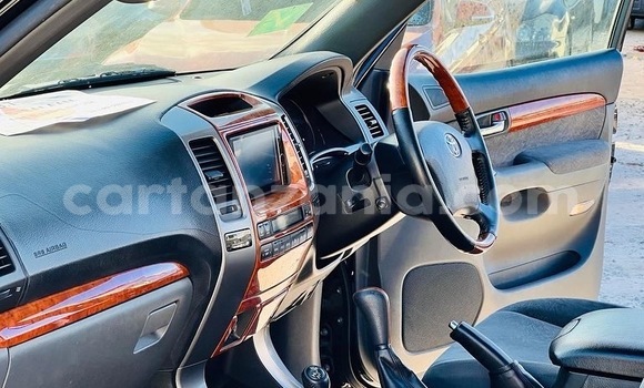 Nunua Imported Toyota Prado Nyeusi Gari ndani ya Dar es Salaam nchini Dar es Salaam Nunua Imported Toyota Prado Nyeusi Gari ndani ya Dar es Salaam nchini Dar es Salaam