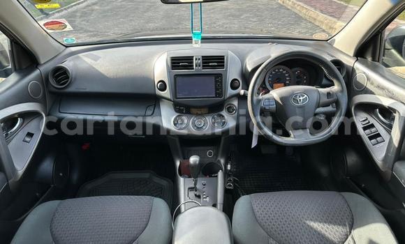 Nunua Ilio tumika Toyota Vanguard Nyingine Gari ndani ya Dar es Salaam nchini Dar es Salaam Nunua Ilio tumika Toyota Vanguard Nyingine Gari ndani ya Dar es Salaam nchini Dar es Salaam