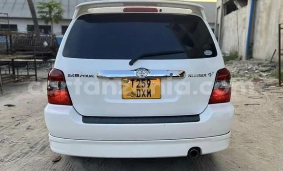 Nunua Ilio tumika Toyota Kluger Nyeupe Gari ndani ya Dar es Salaam nchini Dar es Salaam Nunua Ilio tumika Toyota Kluger Nyeupe Gari ndani ya Dar es Salaam nchini Dar es Salaam
