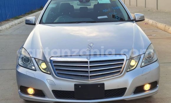 Buy Used Mercedes‒Benz E–Class Silver Car in Dar es Salaam in Dar es Salaam