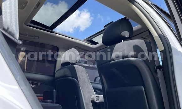 Nunua Ilio tumika Toyota Harrier Nyeupe Gari ndani ya Dar es Salaam nchini Dar es Salaam Nunua Ilio tumika Toyota Harrier Nyeupe Gari ndani ya Dar es Salaam nchini Dar es Salaam