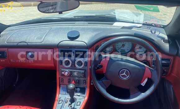 Nunua Ilio tumika Mercedes‒Benz SLK–Class Fedha Gari ndani ya Dar es Salaam nchini Dar es Salaam Nunua Ilio tumika Mercedes‒Benz SLK–Class Fedha Gari ndani ya Dar es Salaam nchini Dar es Salaam