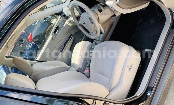 Nunua Ilio tumika Subaru Forester Nyeusi Gari ndani ya Dar es Salaam nchini Dar es Salaam Nunua Ilio tumika Subaru Forester Nyeusi Gari ndani ya Dar es Salaam nchini Dar es Salaam